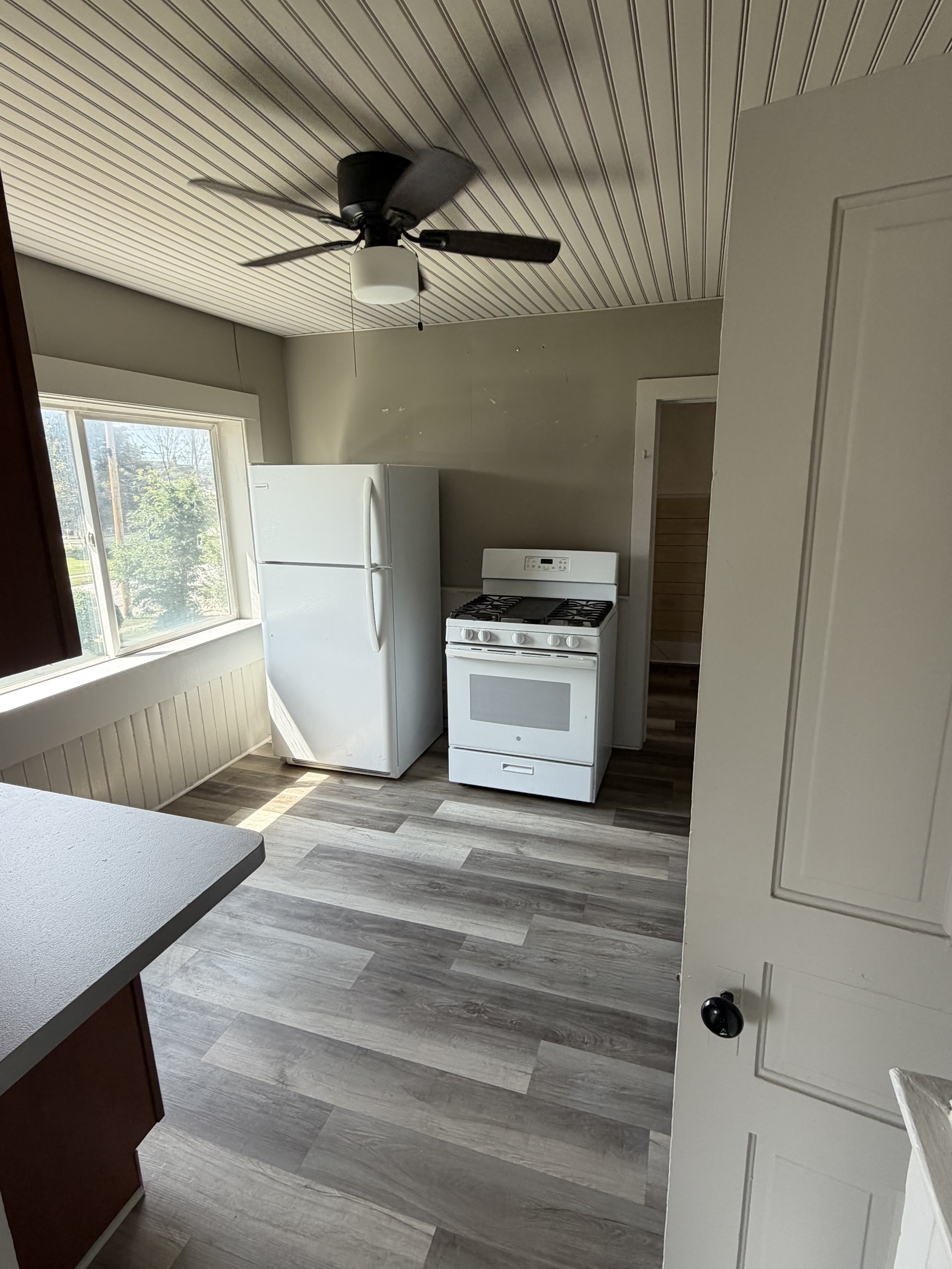 54 Lincoln St – photo 4