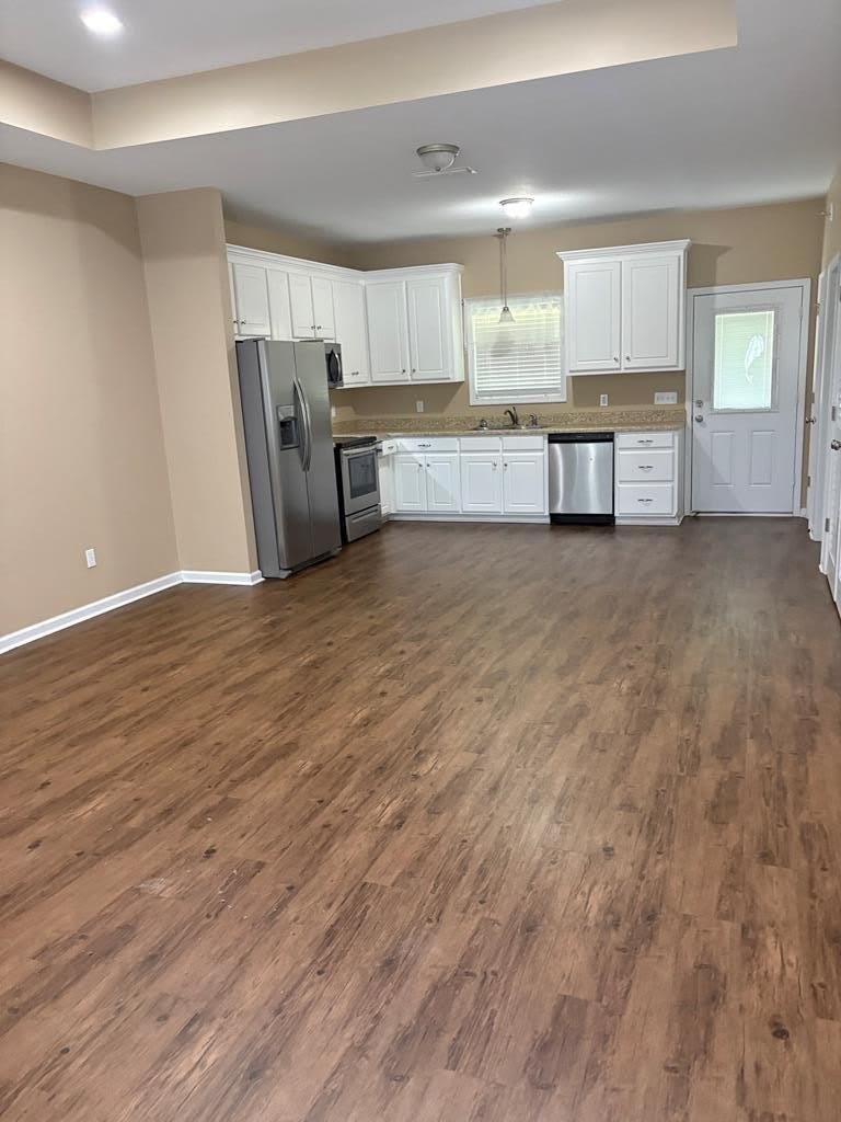 2284 Jordon Ave – photo 2