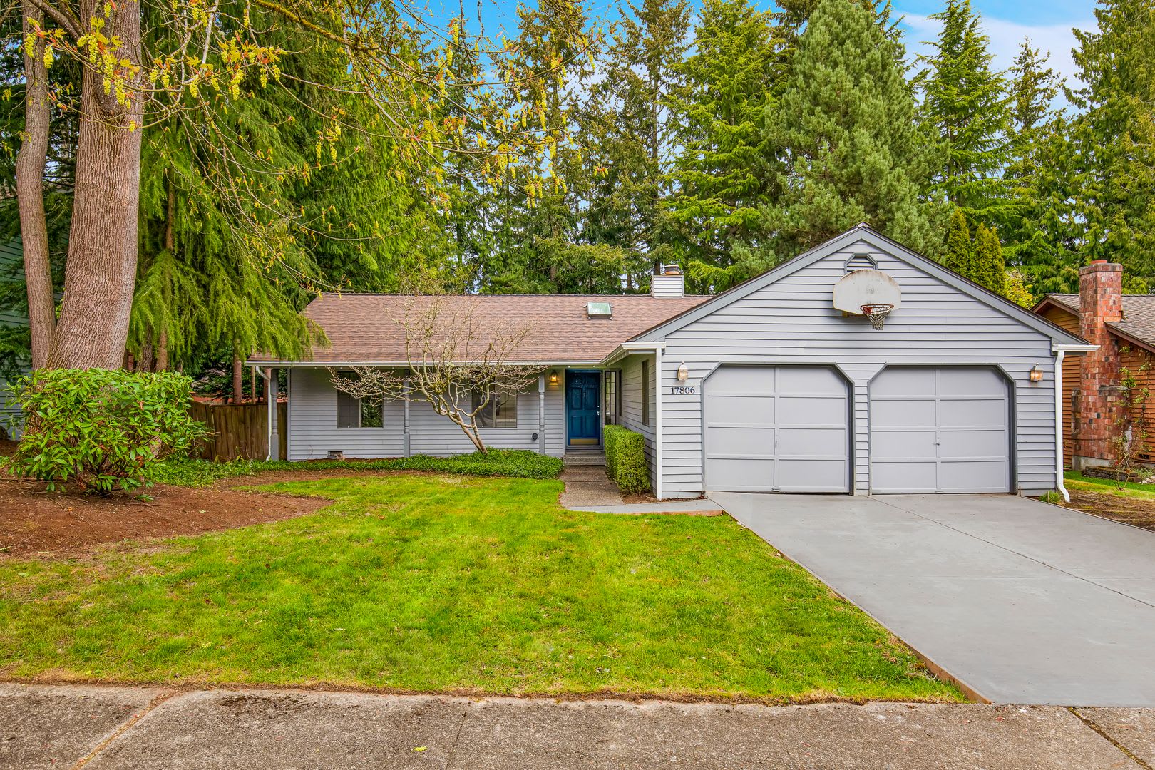 3 Bedroom Rambler in Education Hill – photo 2