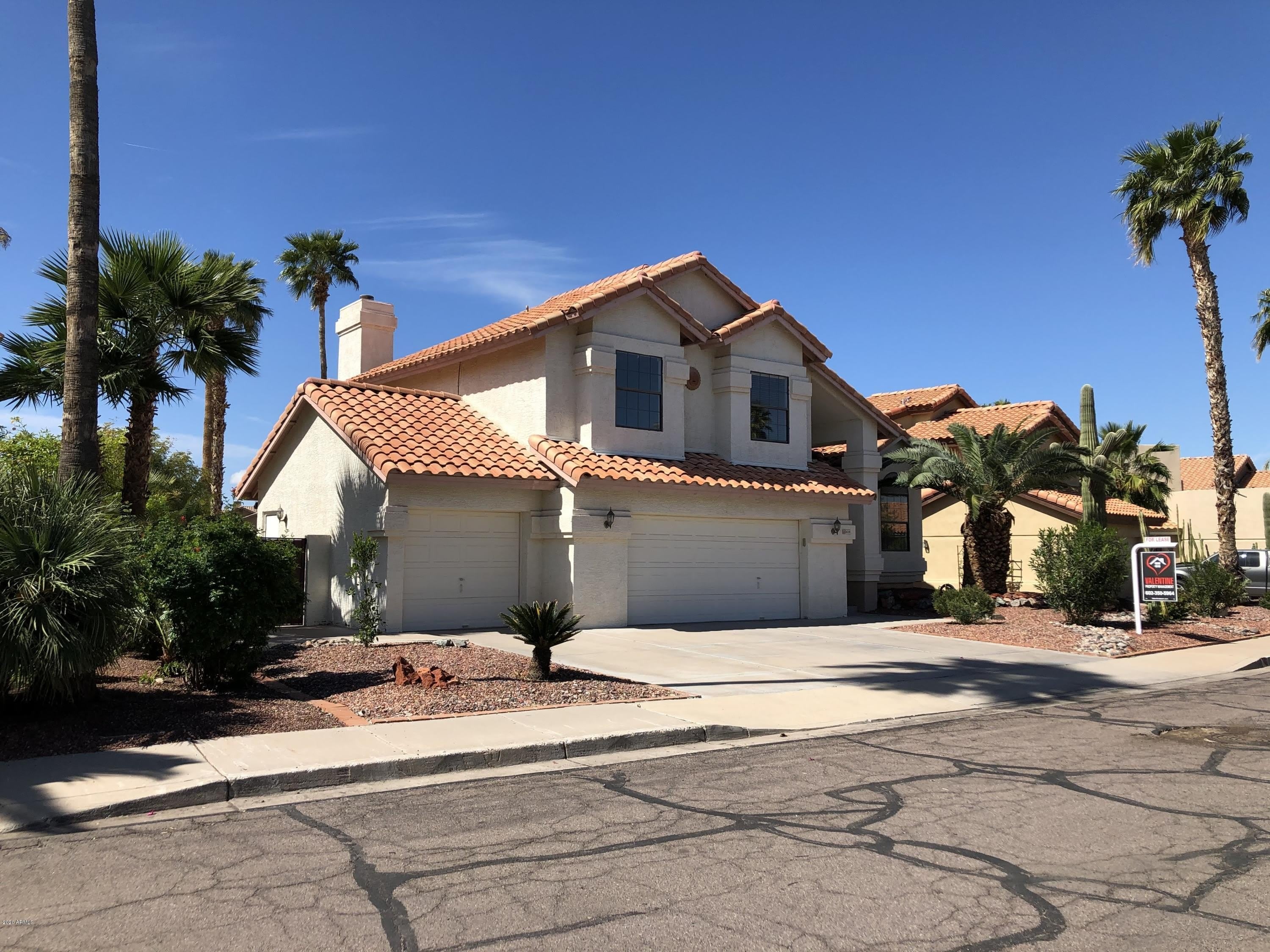 16226 S 37TH Way – photo 2