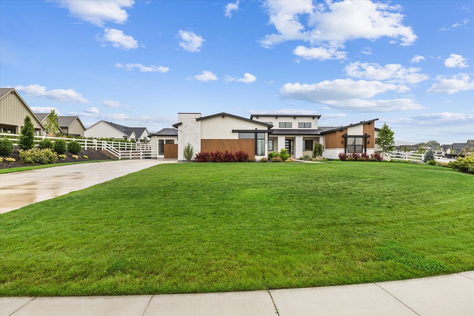 Luxury Rental – photo 2