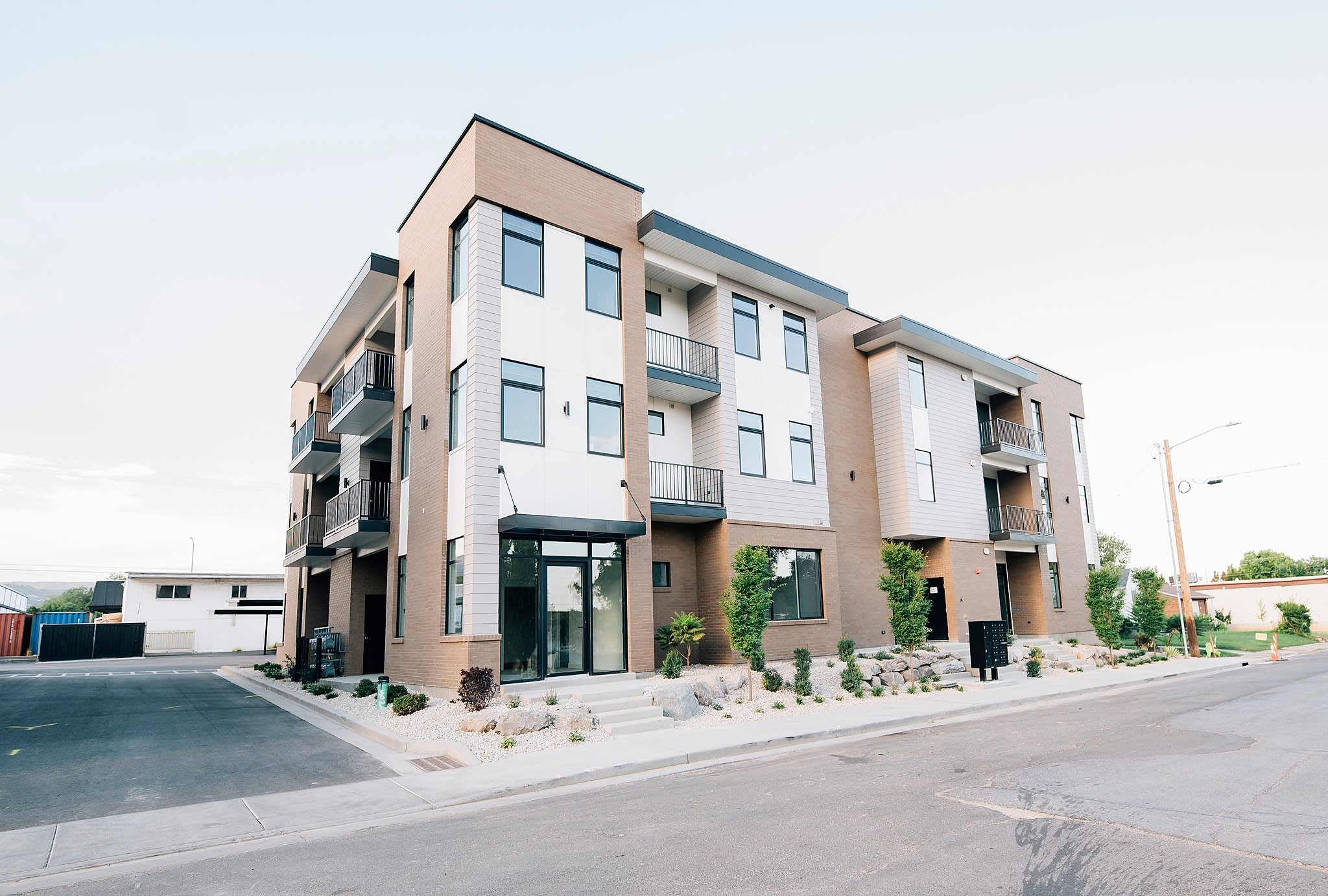 43 West 400 South – photo 2