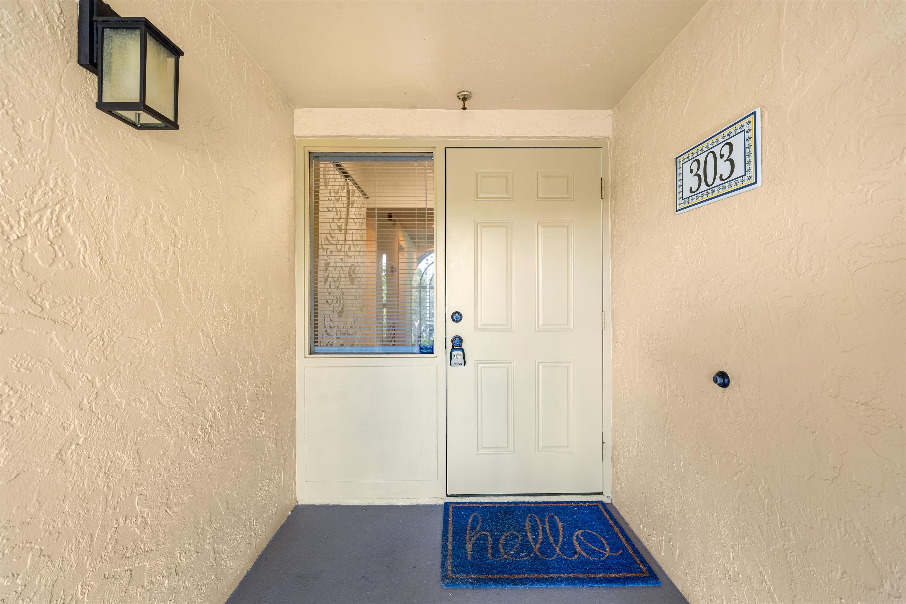800 Hudson Avenue – photo 3
