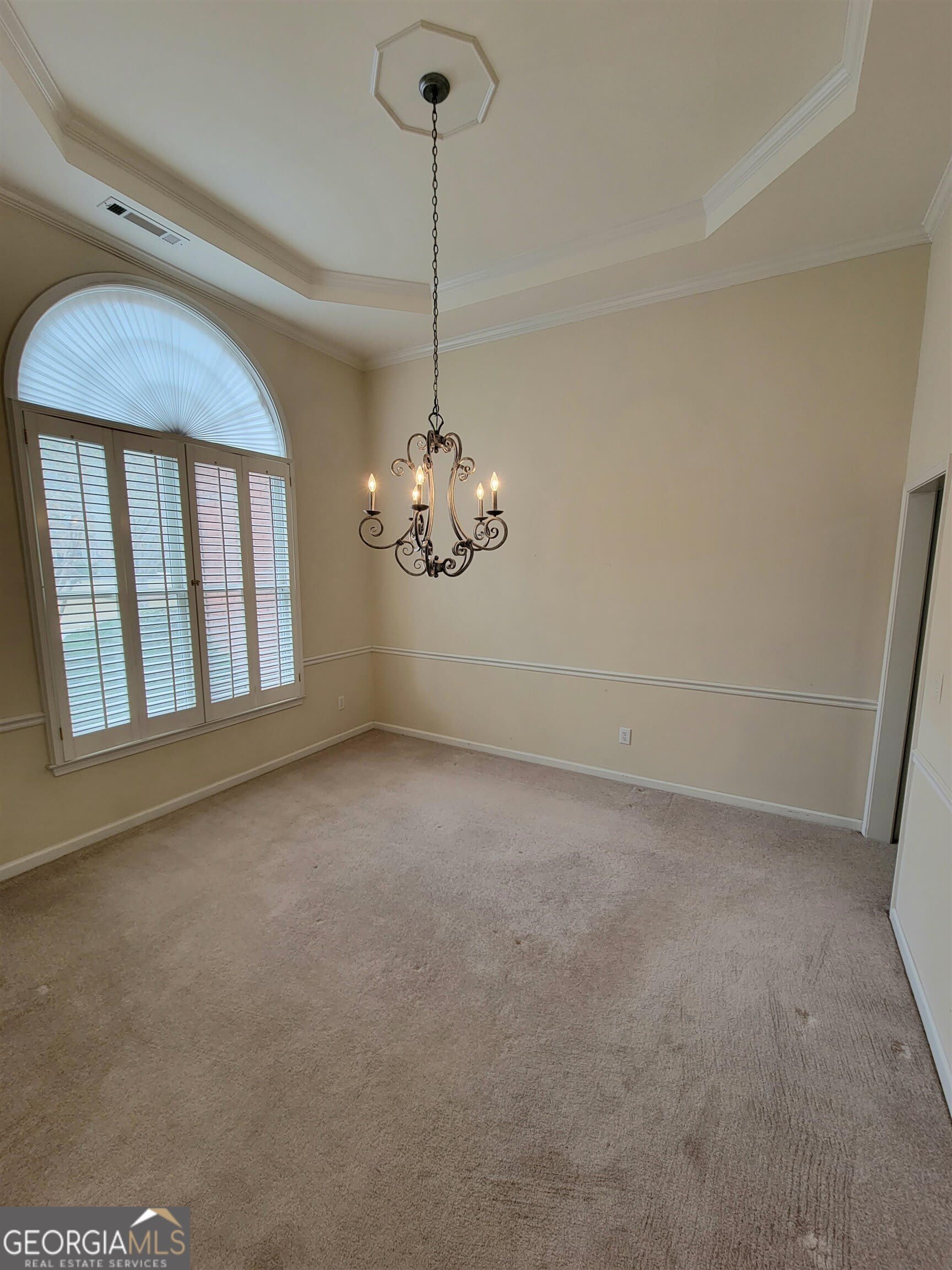 225 Lockmeade Way – photo 4