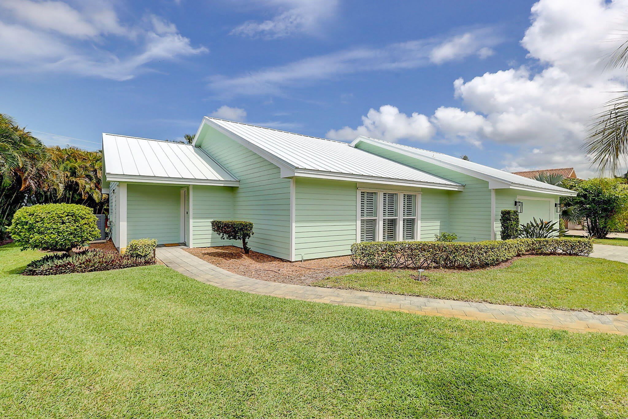 3824 SE FAIRWAY E – photo 2