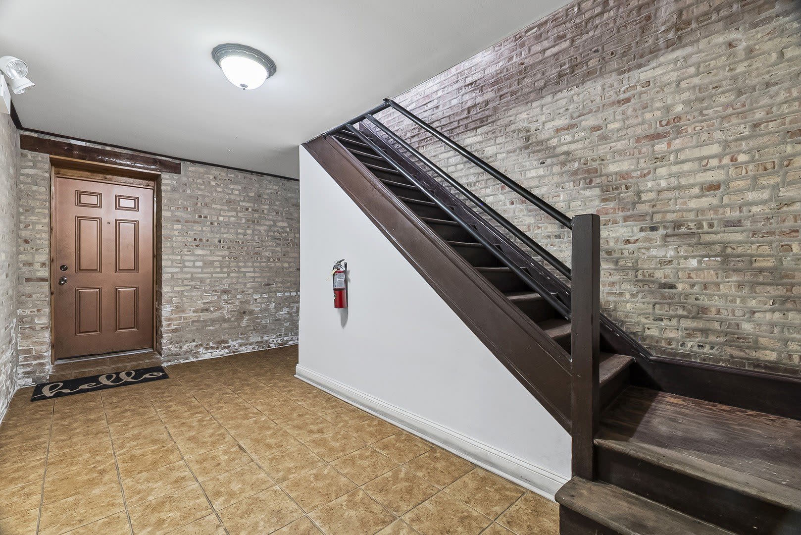 5001 S King Drive – photo 3