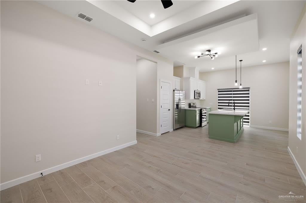5705 Notre Dame Avenue – photo 4