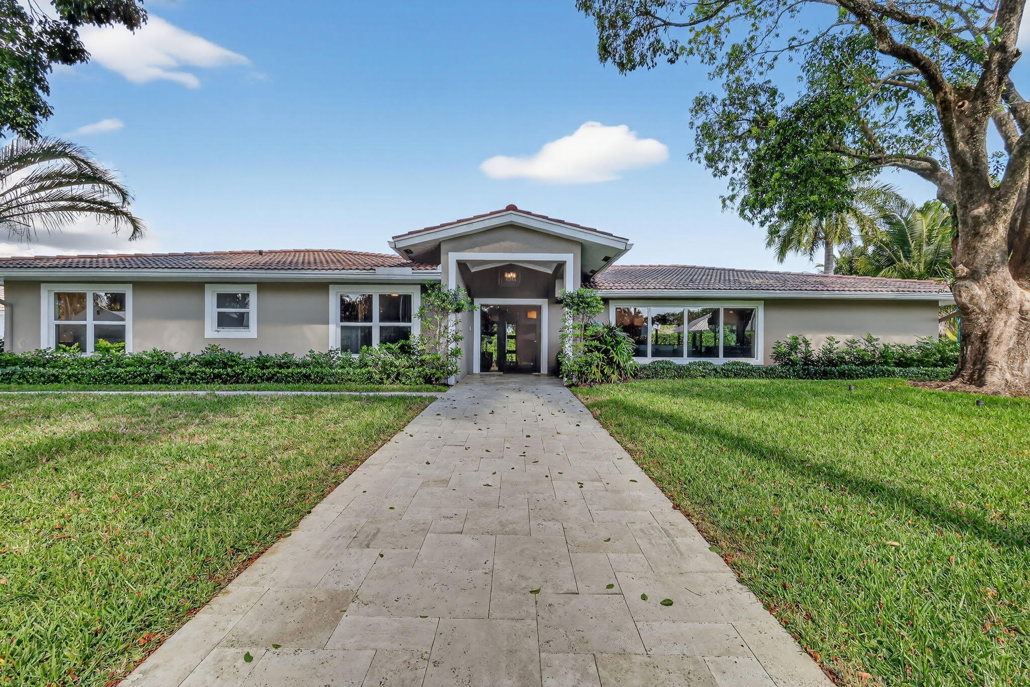 937 SW 34th Court – photo 4
