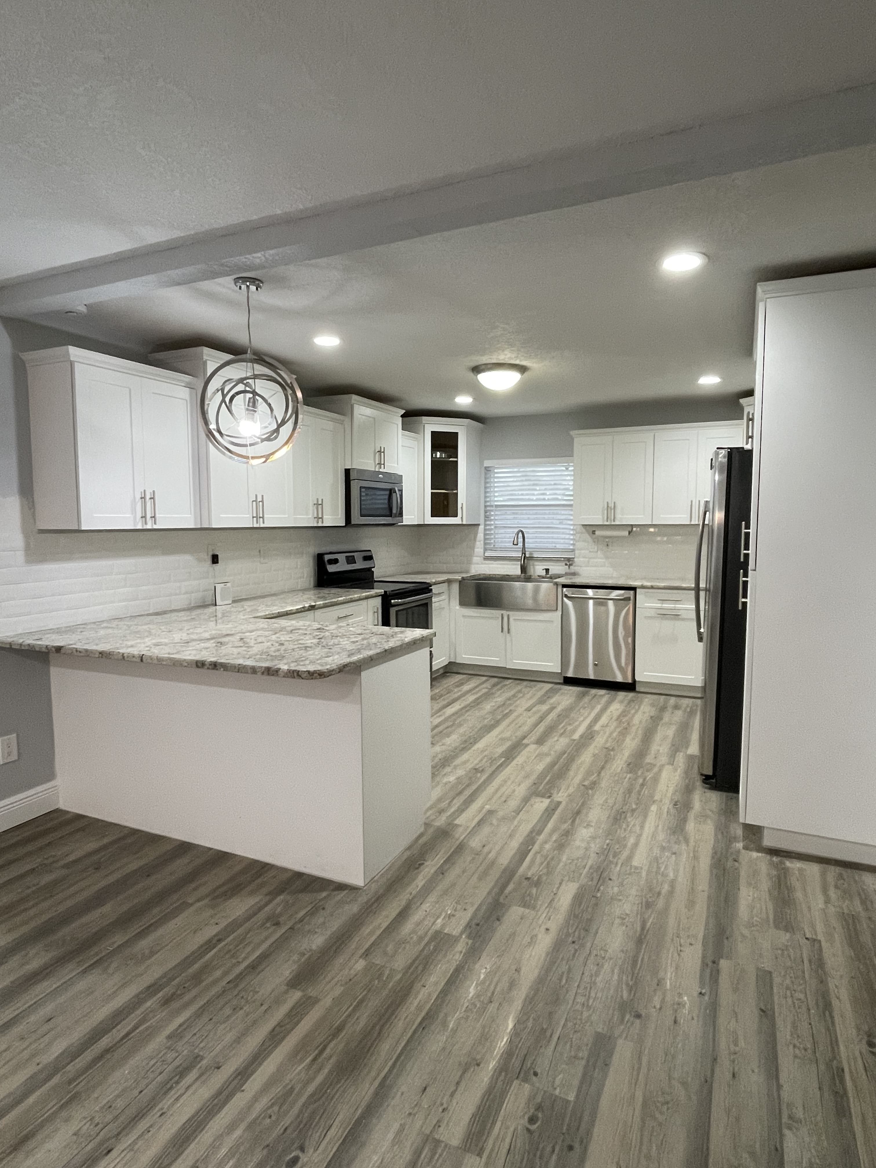 310 E Gladys St – photo 1
