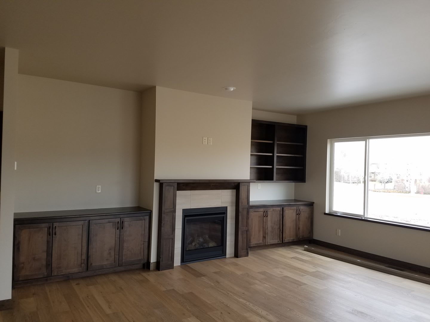 3 Bed 2 Bath w/ double attached garage in Bozeman – photo 2