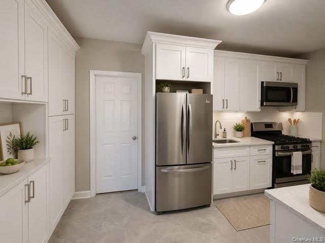 667 Morris Park Avenue – photo 1