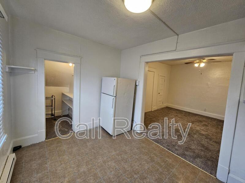 1423 W Maxwell – photo 3
