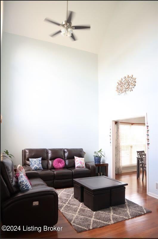 10129 Spring Gate Dr – photo 3