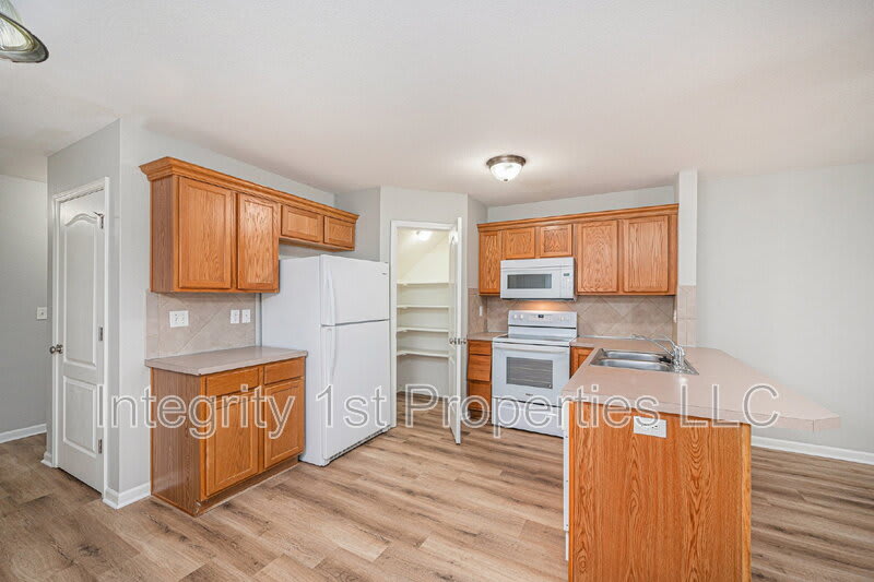 5943 NW 90th Ter – photo 5