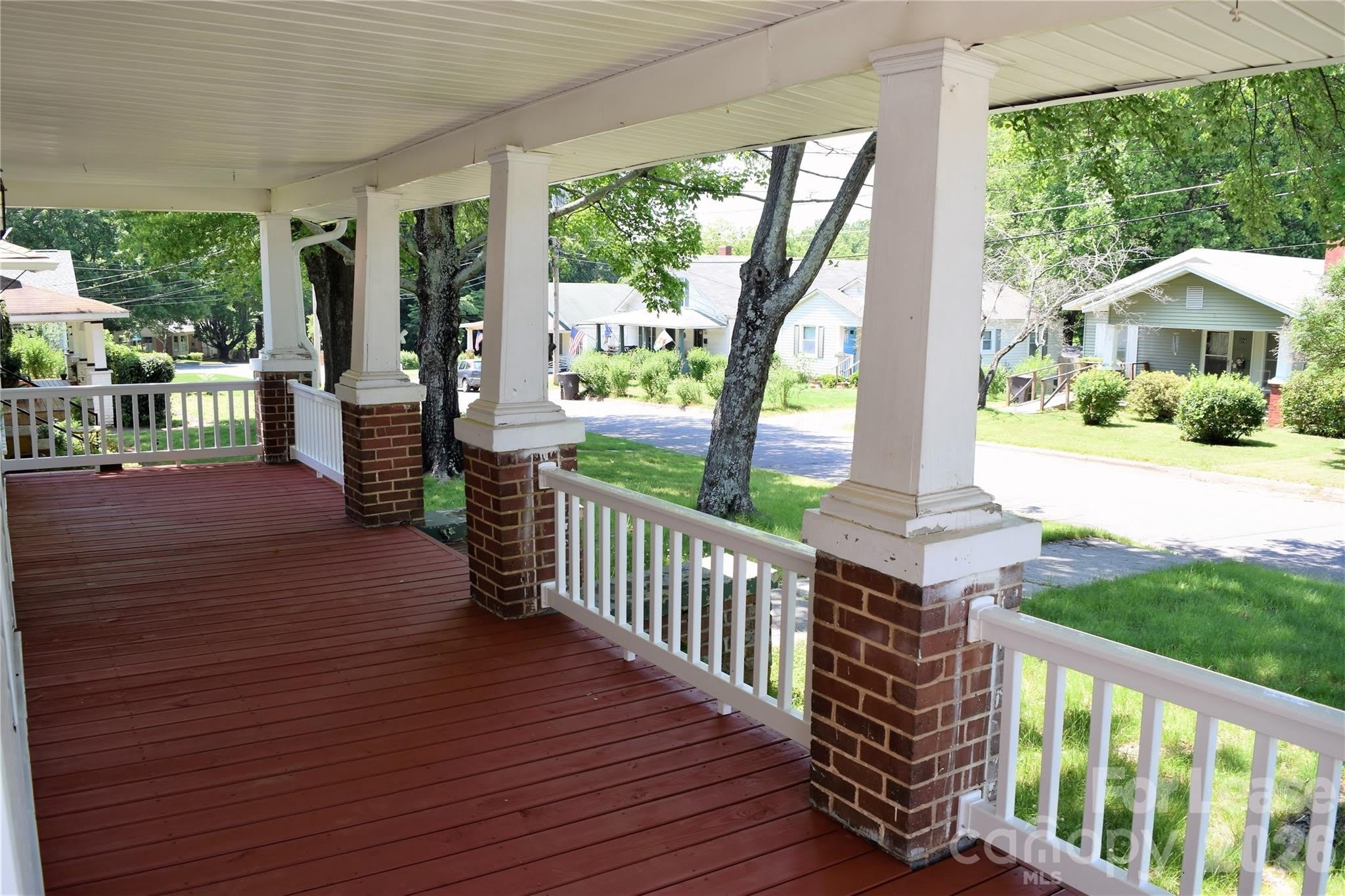 223 Maple Street – photo 4