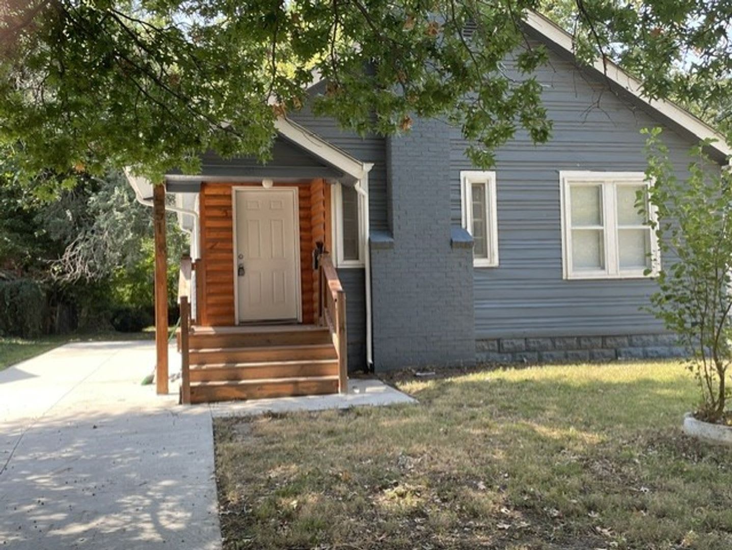 Charming Remodeled 2-Bedroom Home with Full Basement & Garage – photo 1