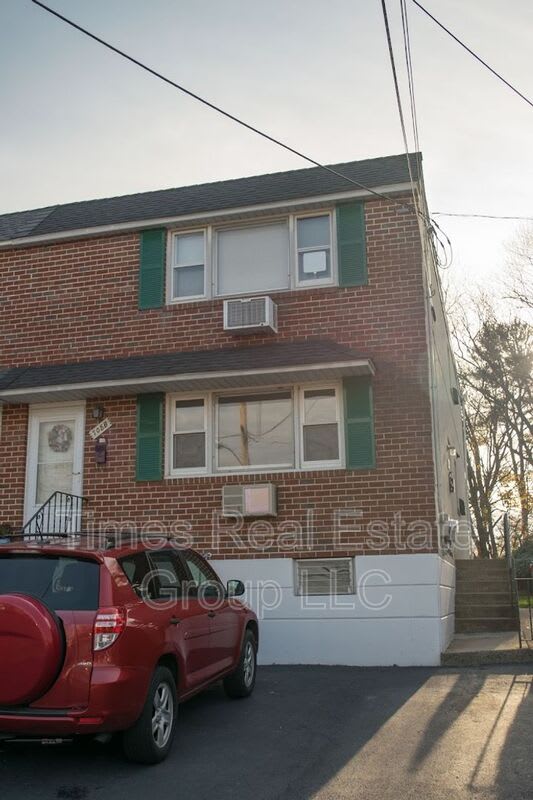 708 Carmen Drive – photo 1