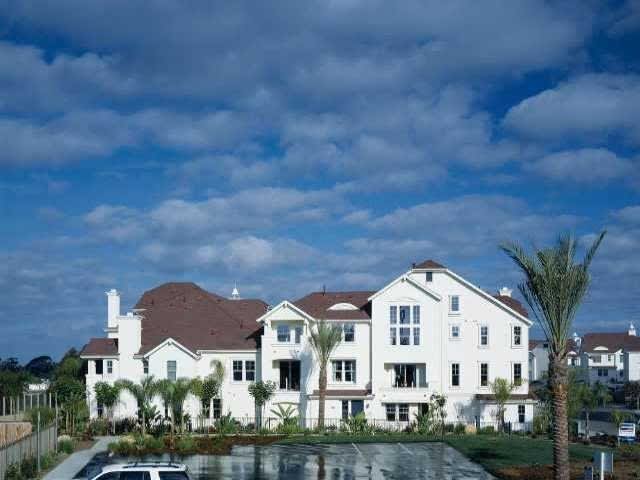 835 Harbor Cliff Way – photo 2