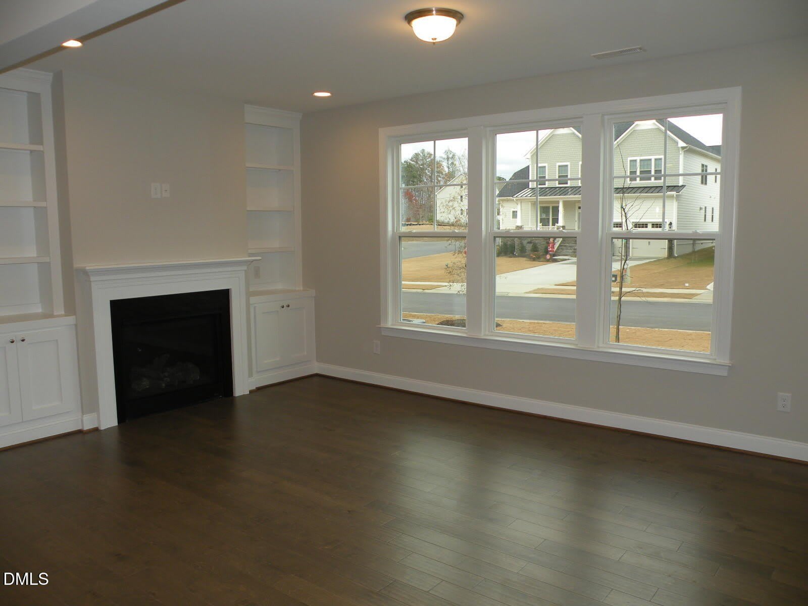 132 Tree Hill Lane – photo 2