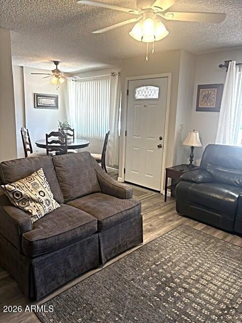 10104 N 96TH Drive – photo 2