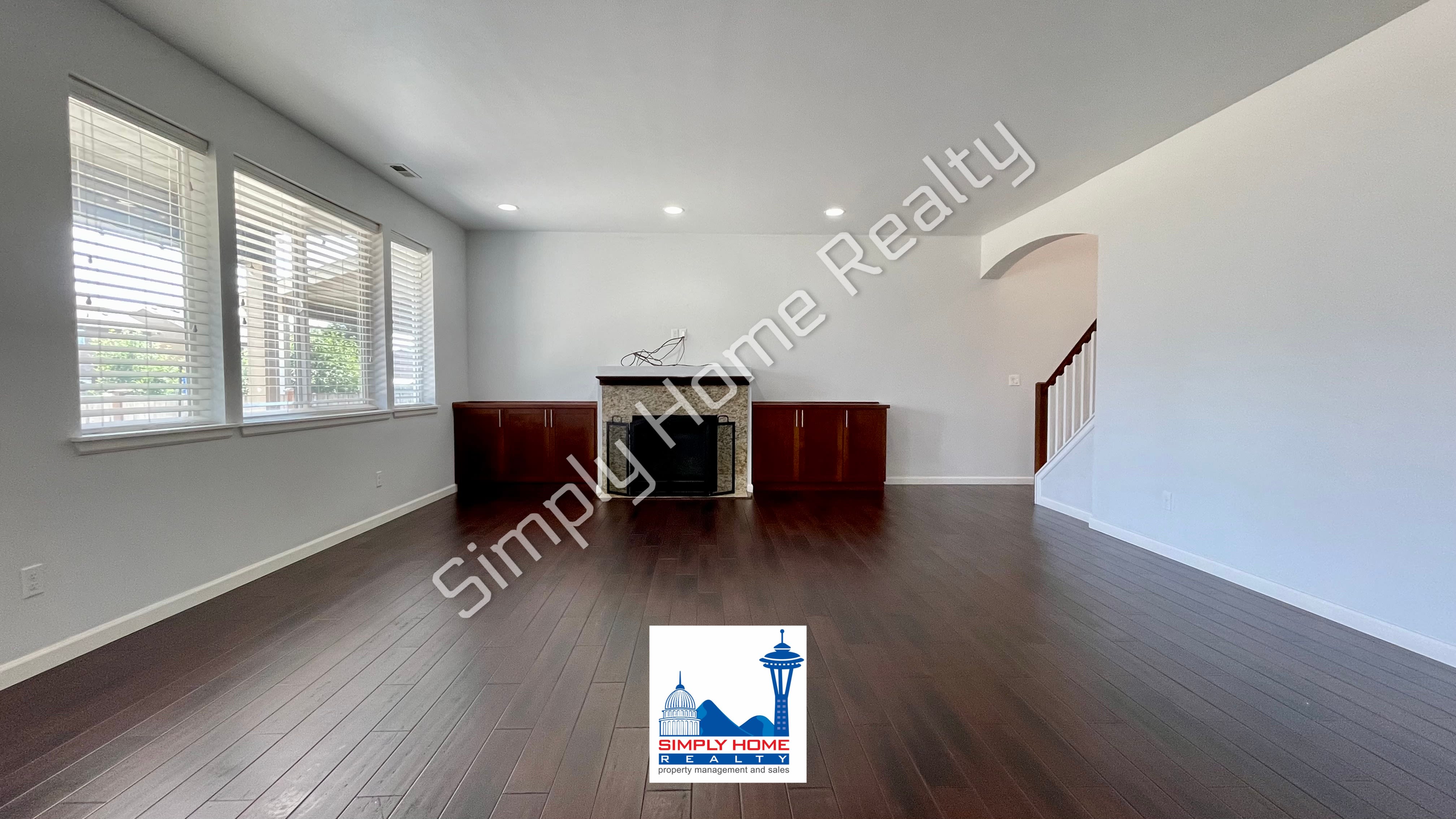 9967 Dotson St SE – photo 2
