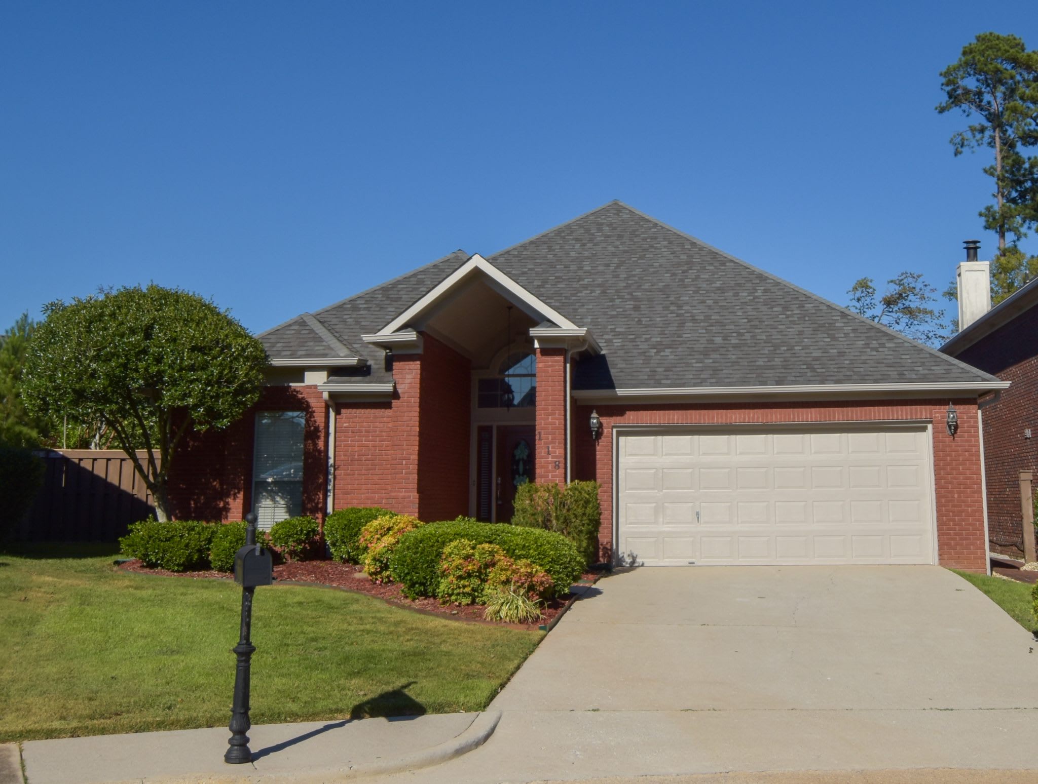 118 Canterbury Drive – photo 1