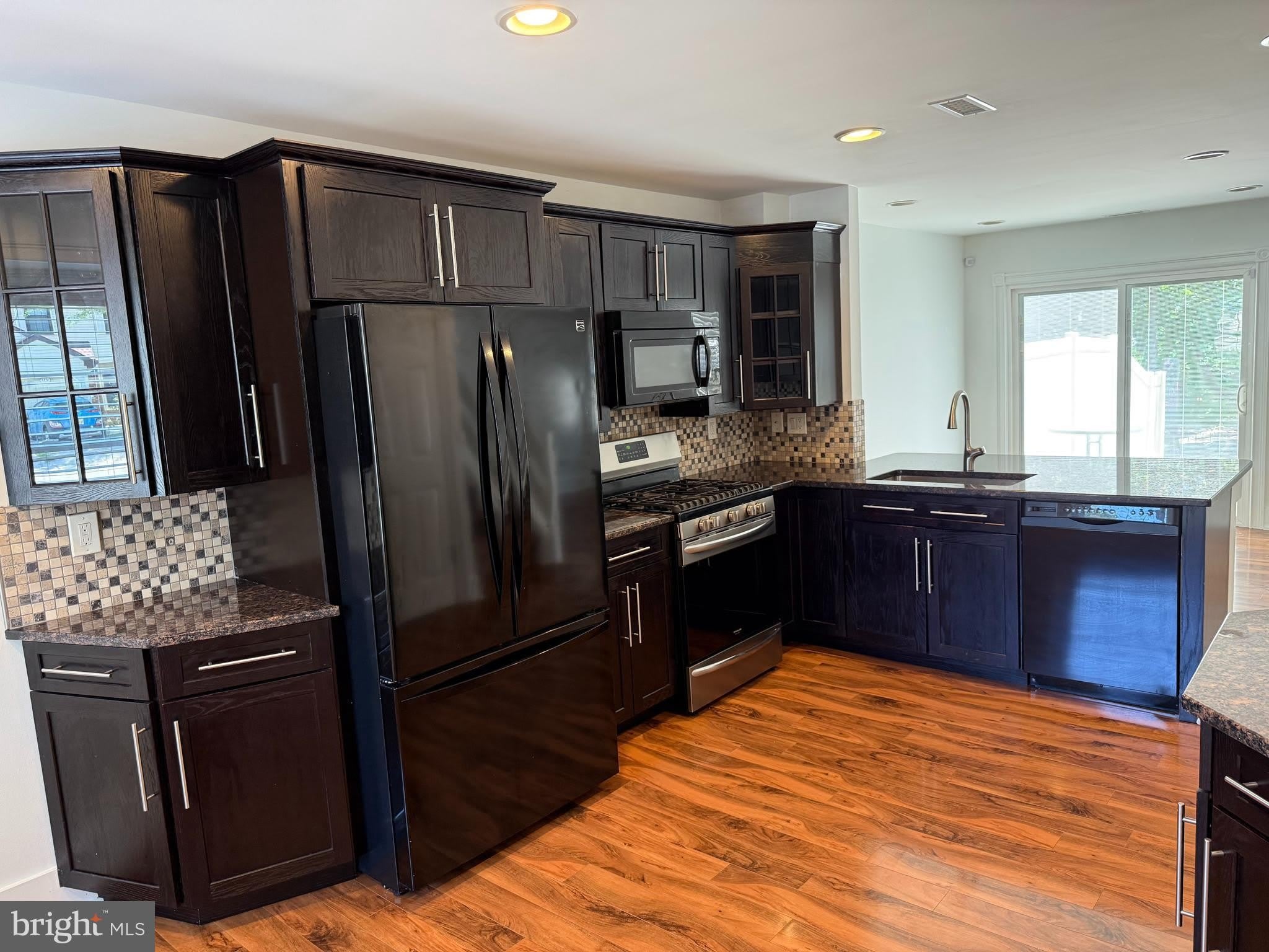 1070 BAYWOOD Drive – photo 3
