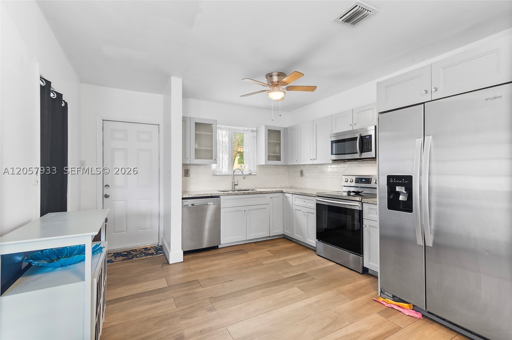 17410 NE 11th Ave – photo 5