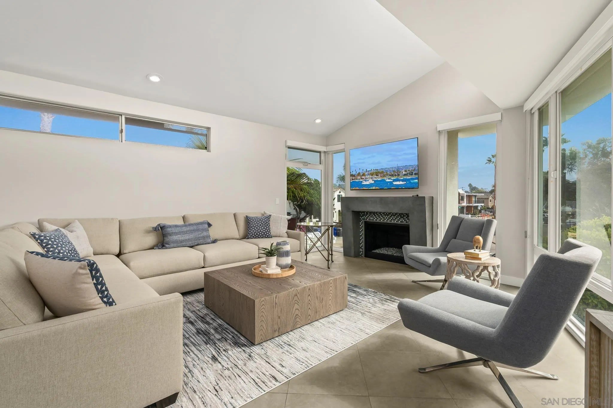438 La Mesa Ave – photo 3