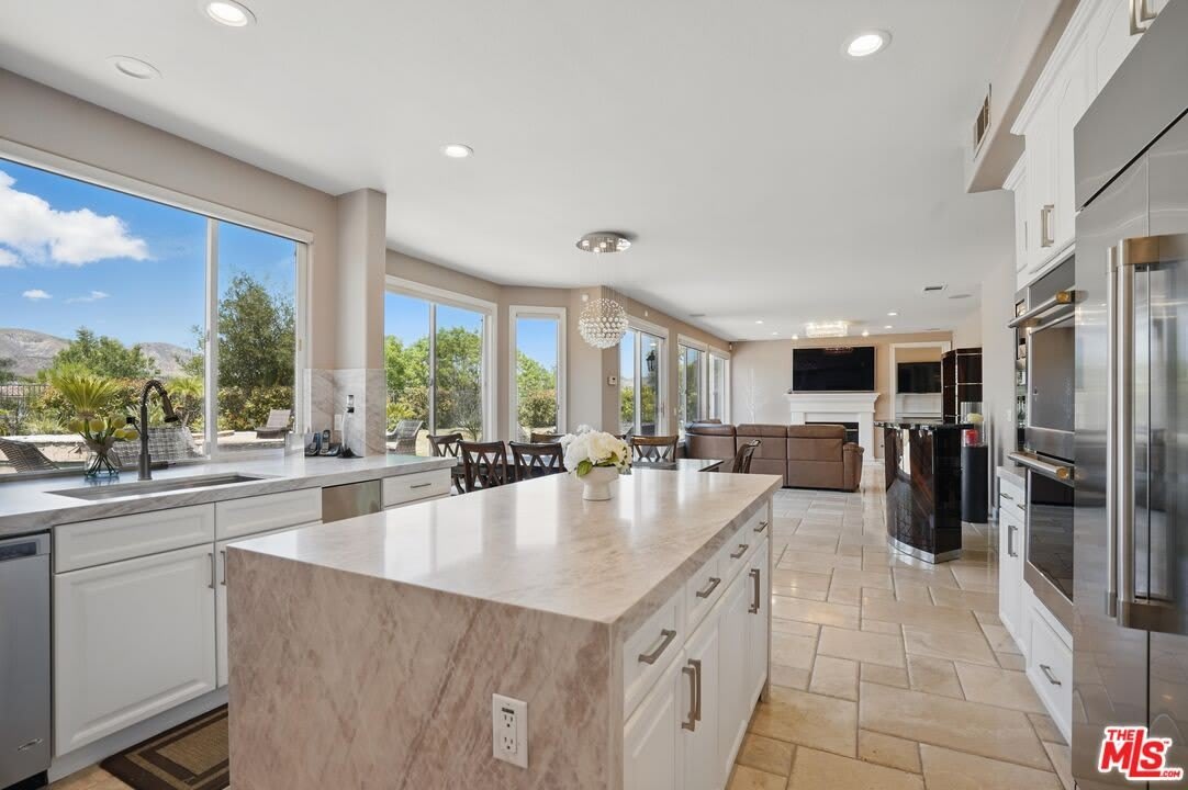 4040 Leighton Point Rd – photo 3
