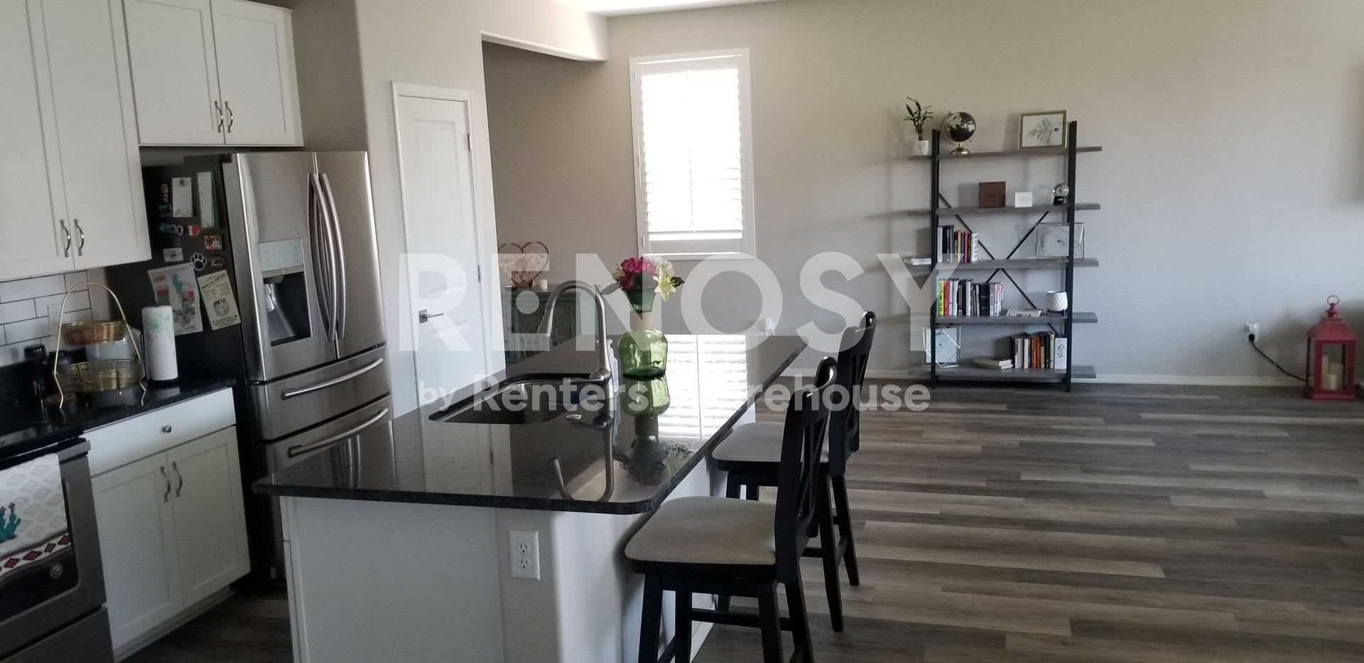 Ideal 4 Br 2 Ba 2 Car Garage Home in Gated Community Near Southern and S 16th St in Phoenix – photo 5