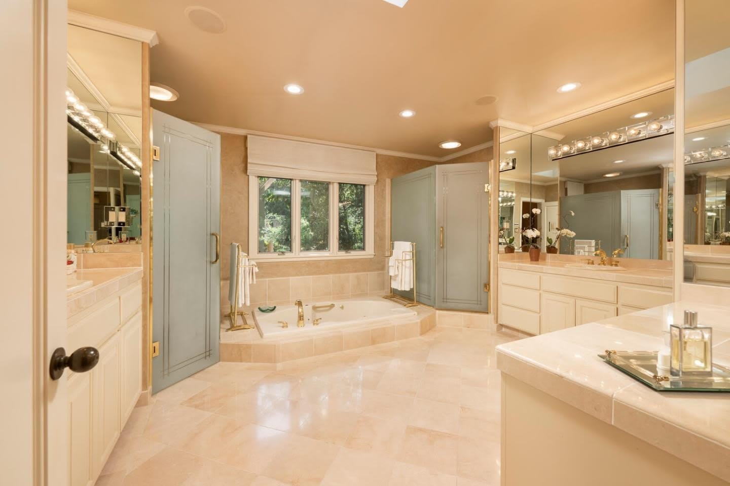 1162 Barroilhet DR – photo 5