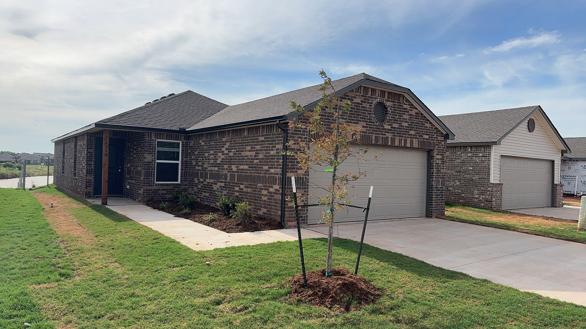 Brand New Beautiful and Spacious 3 Bedroom 2 Bathroom Home in Yukon Public Schools – photo 3