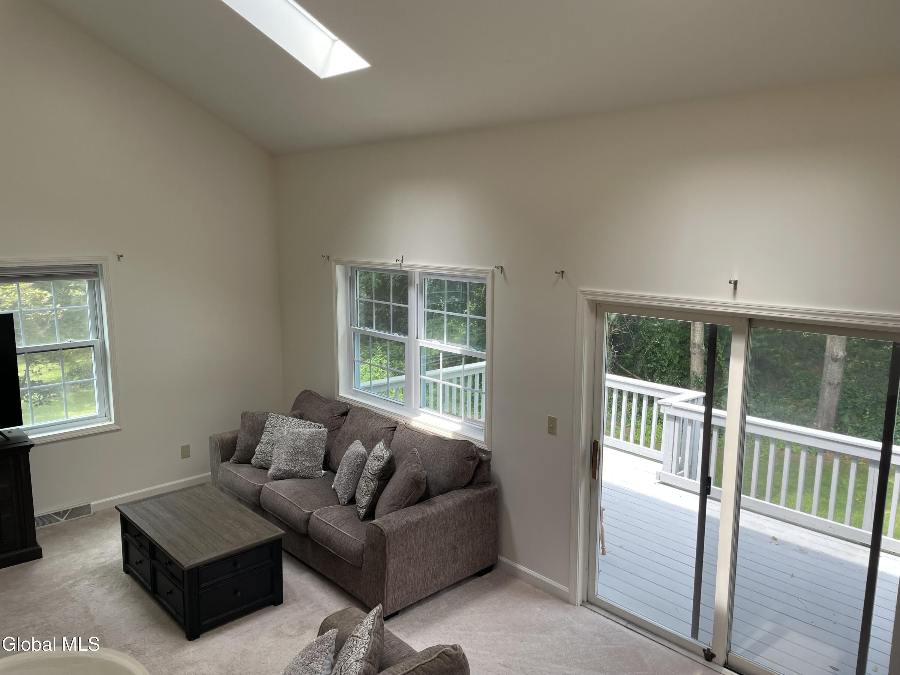 7318 Vic Court – photo 5
