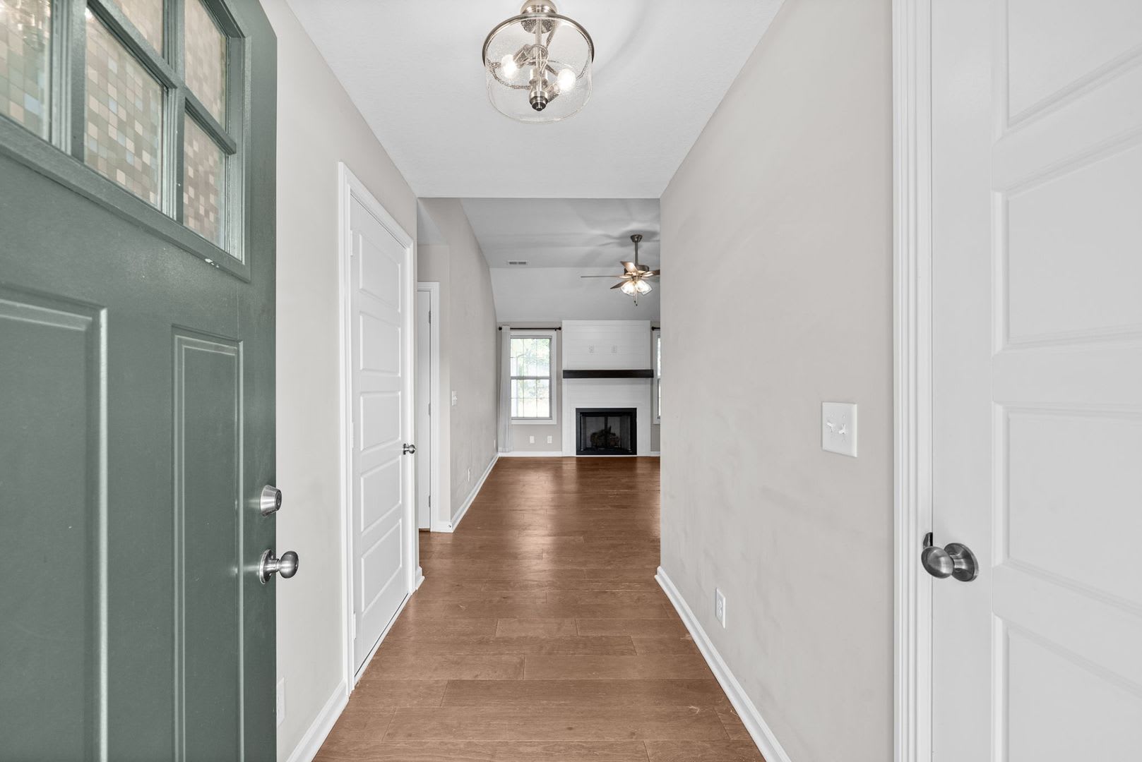 1493 Fredrick Dr – photo 4