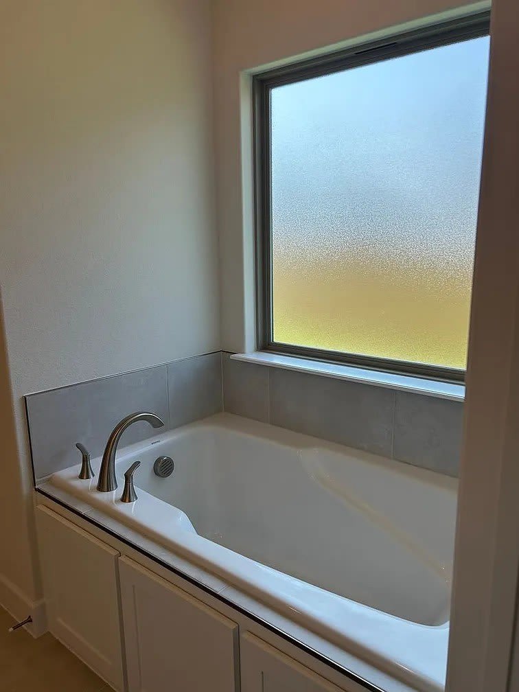 2412 Salmon Street – photo 2