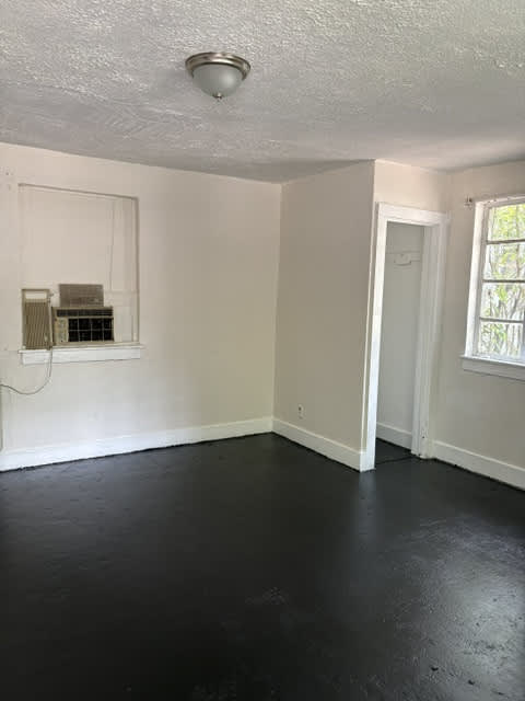 804 North Harding Street – photo 1