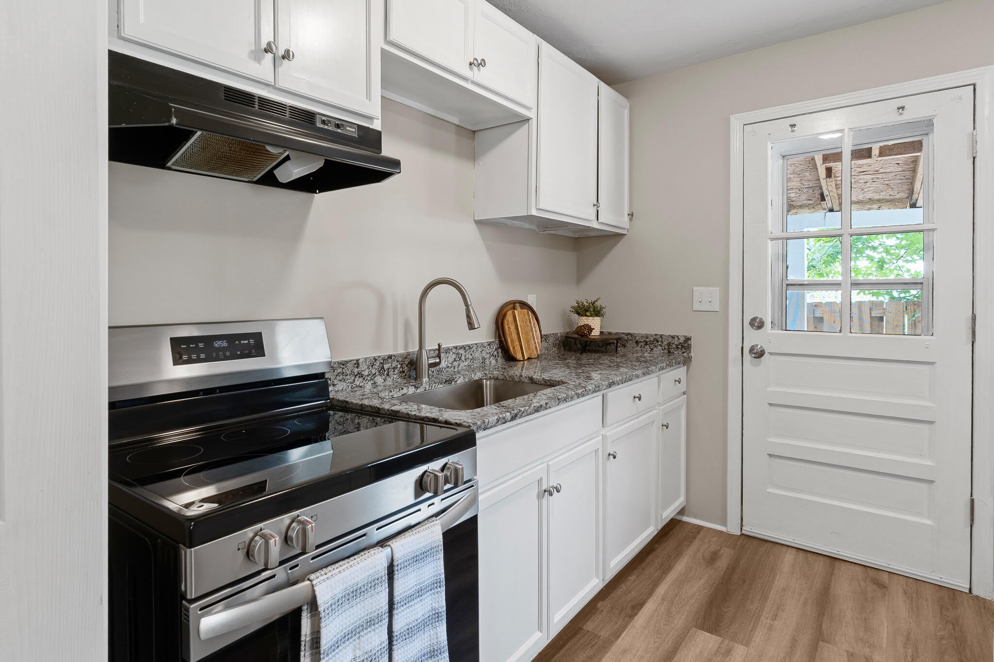 533 Basin Street – photo 3