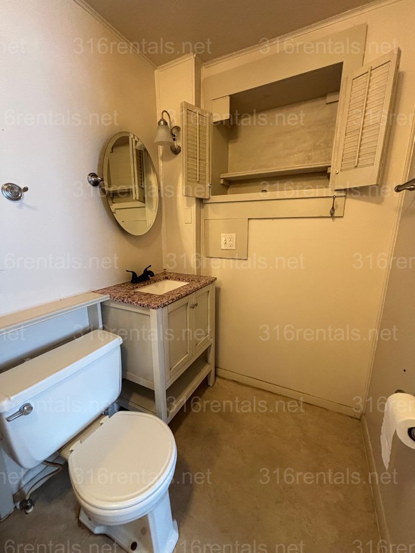 One bed one bath house available NOW! – photo 5