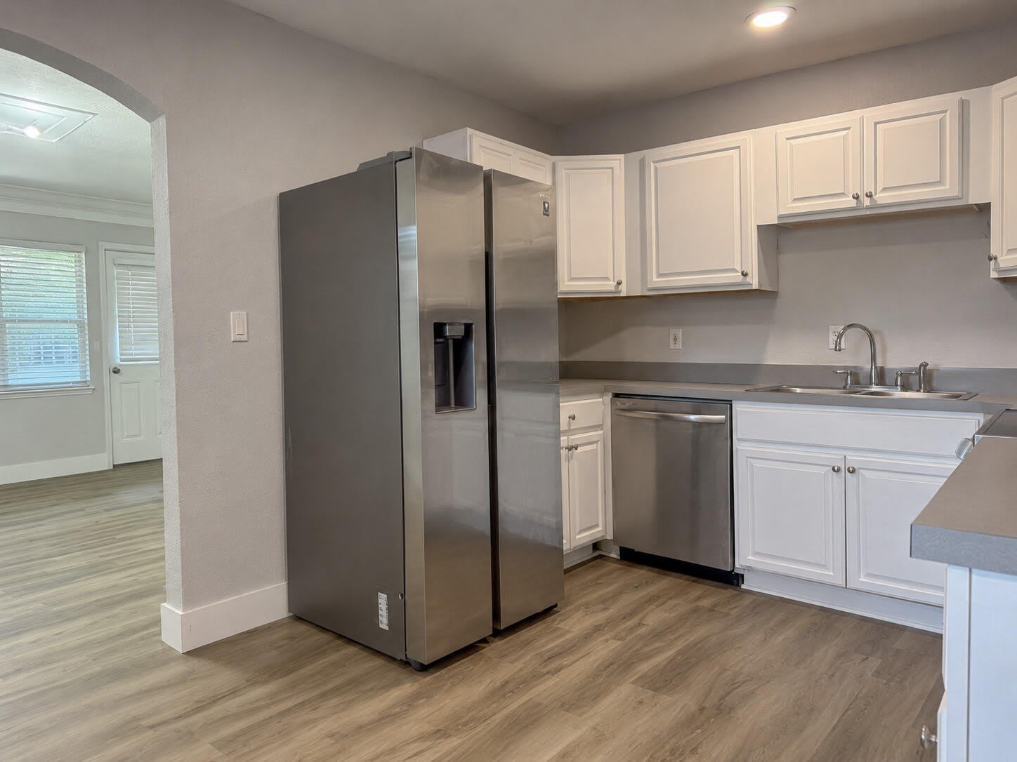 6720 SW 17TH Street SW – photo 2