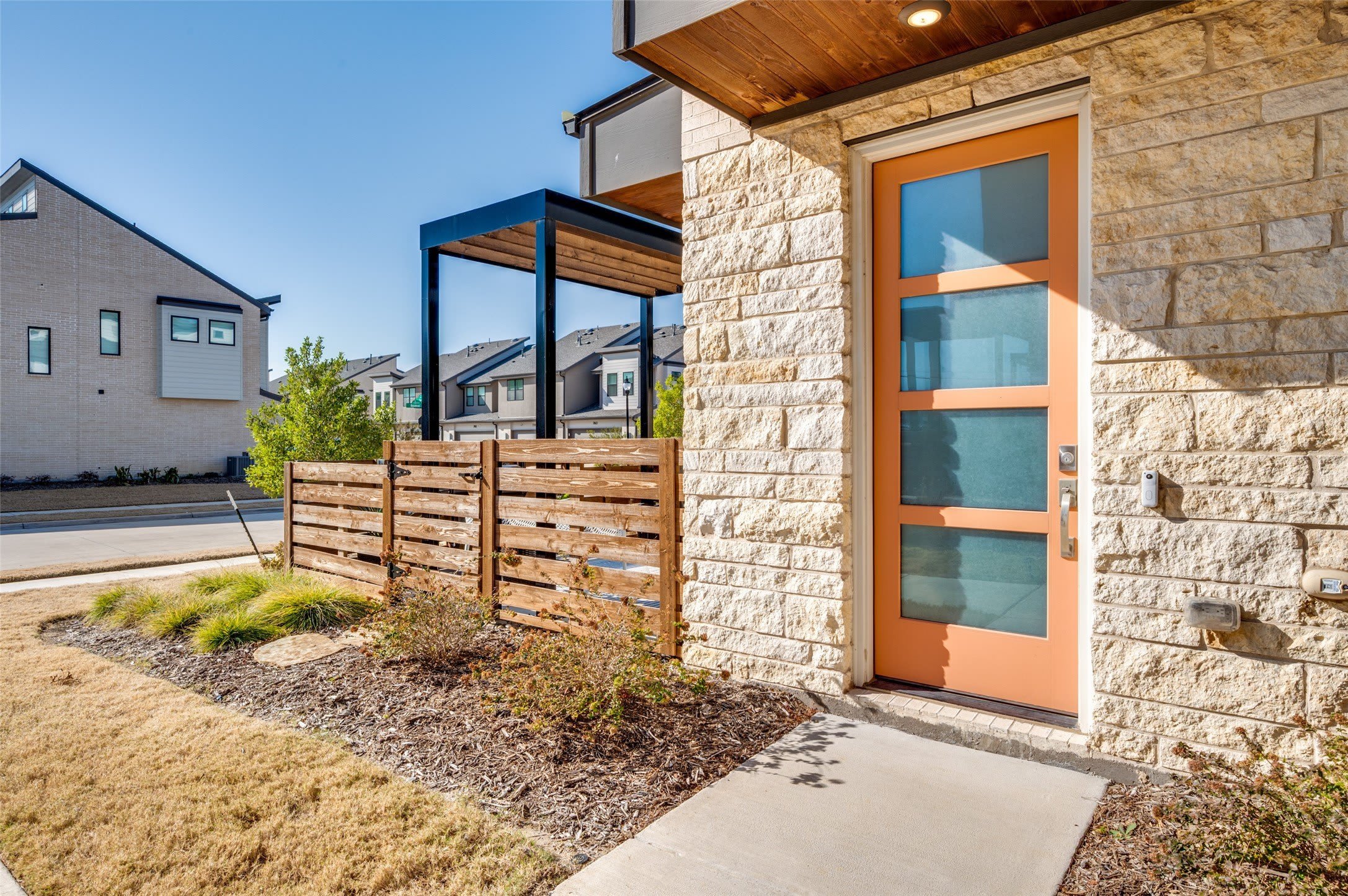 3711 Rosemont Drive – photo 2