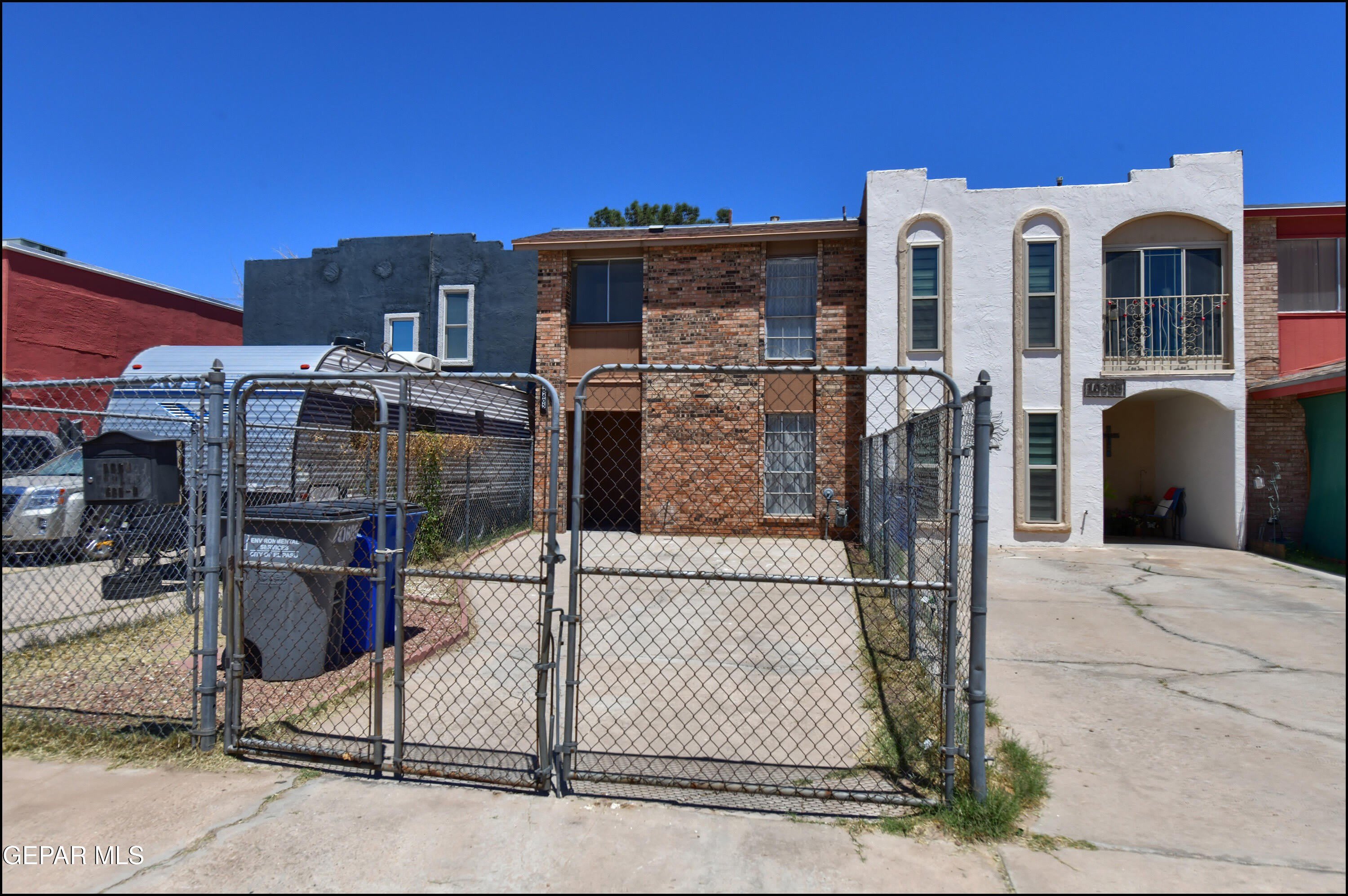 10605 Kinross Avenue – photo 1