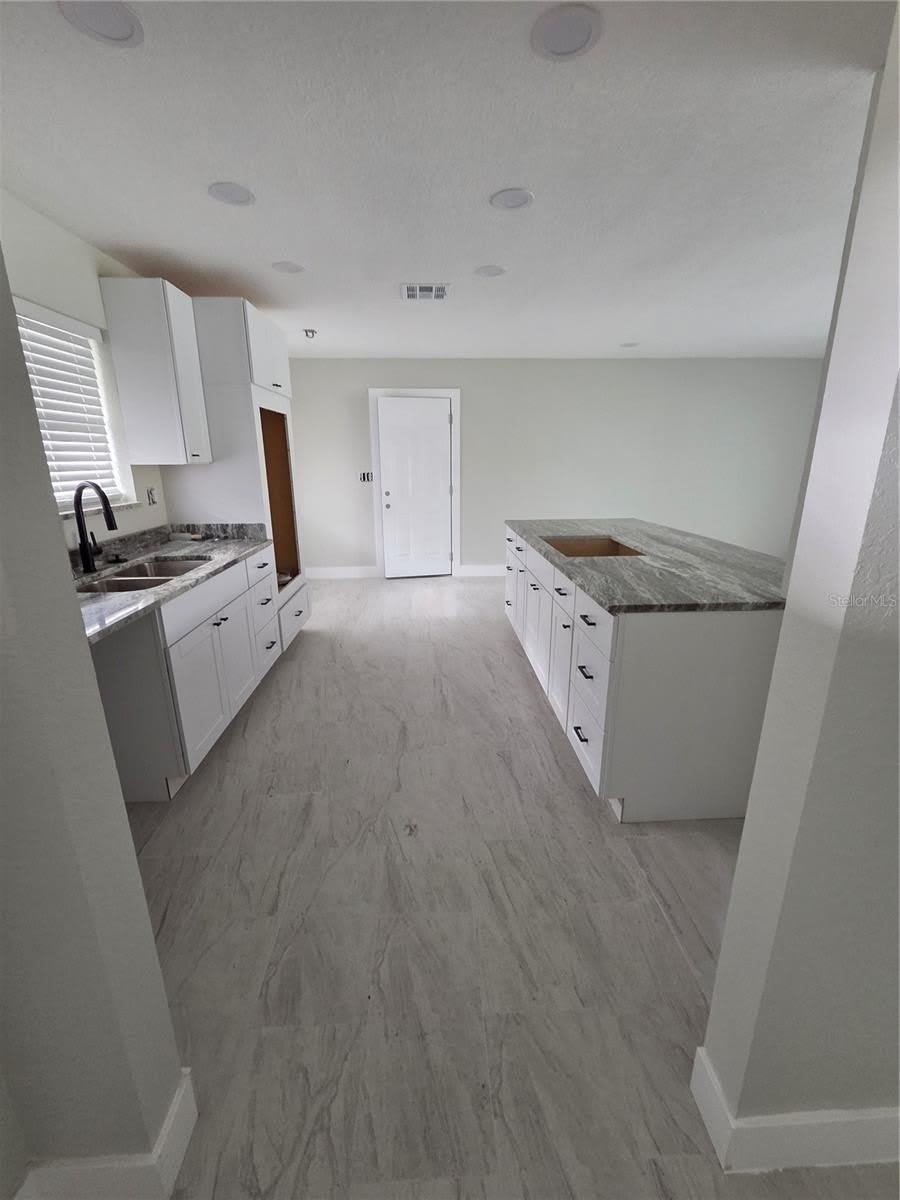 1238 VALLEY FORGE Boulevard – photo 3