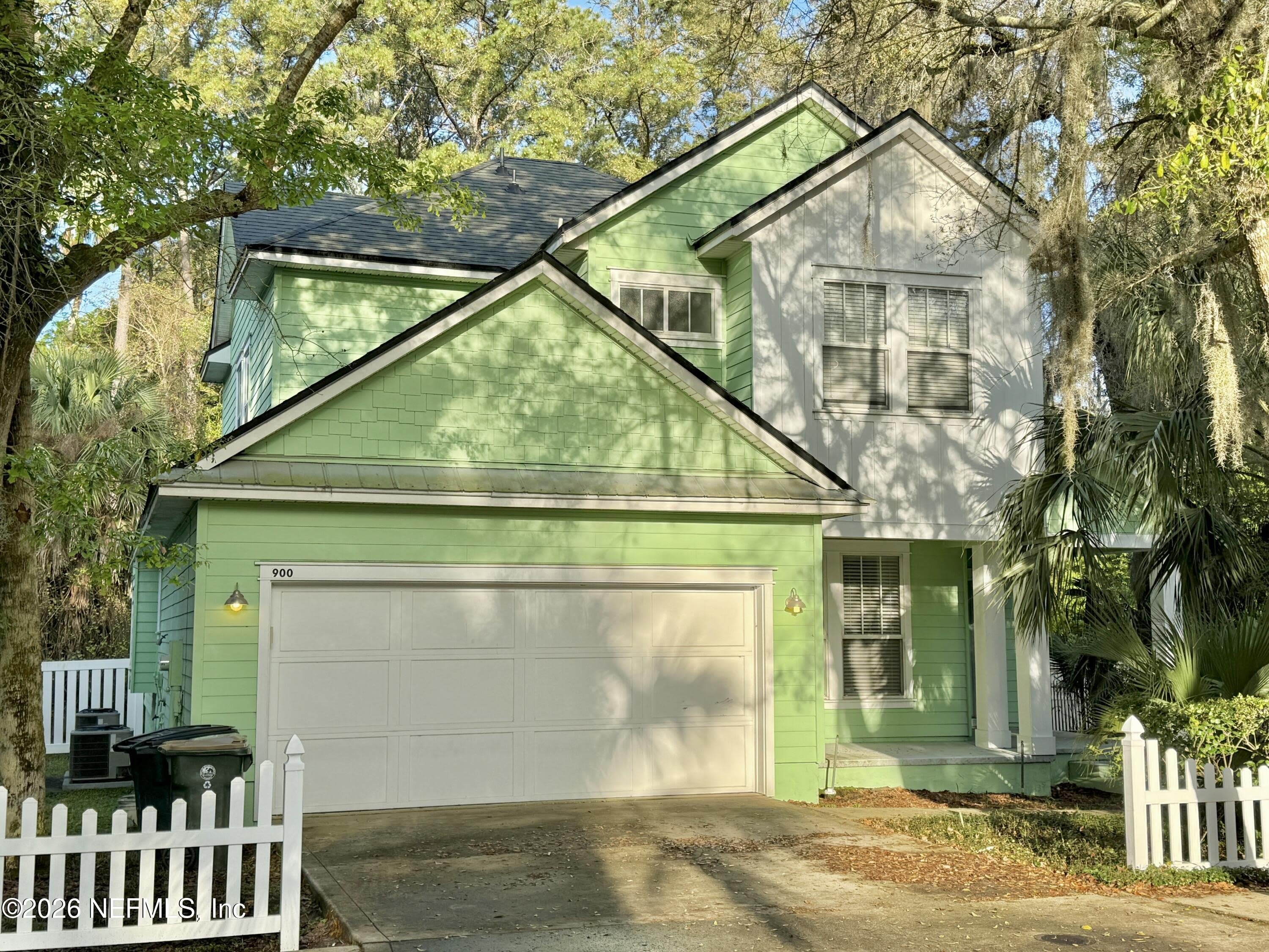 900 PARADISE Lane – photo 1