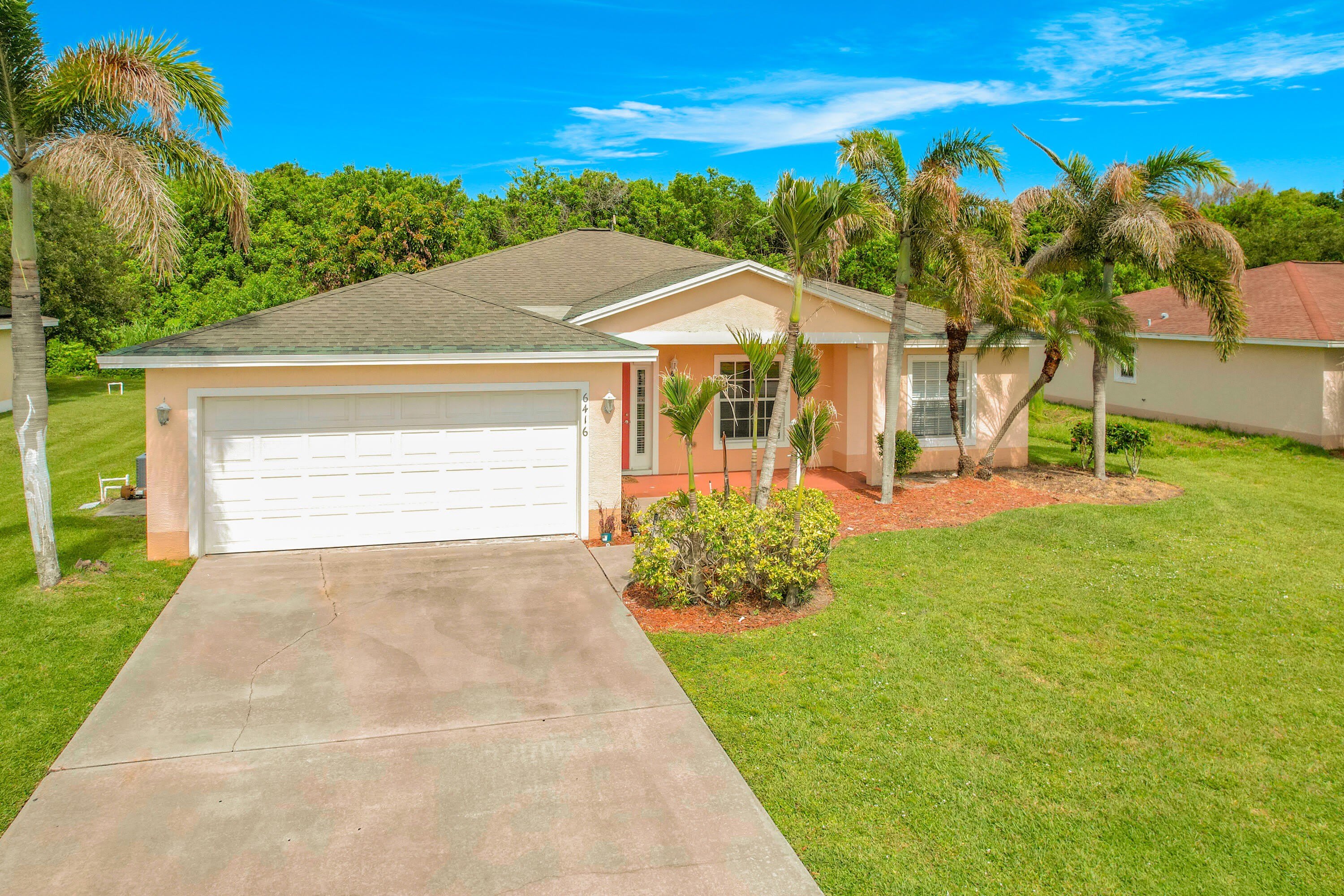 6416 Las Palmas Way – photo 4