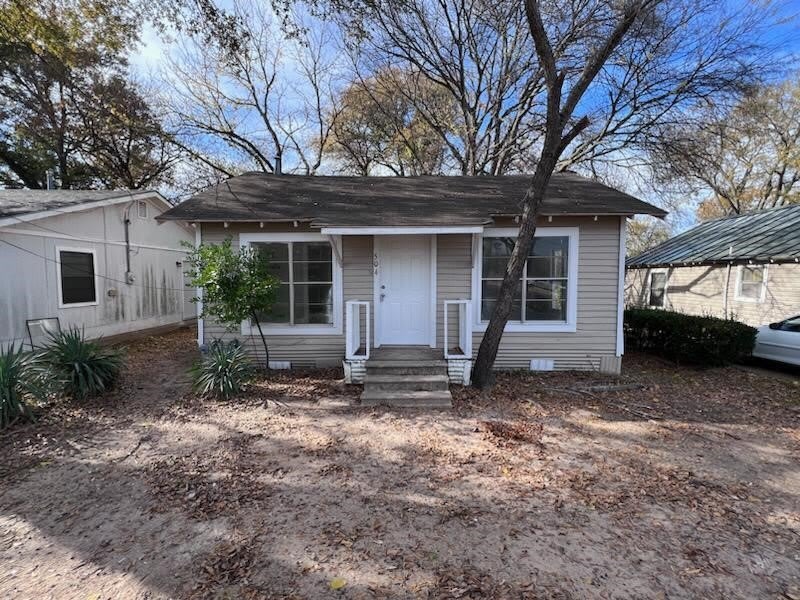 504 Lamar Street – photo 2