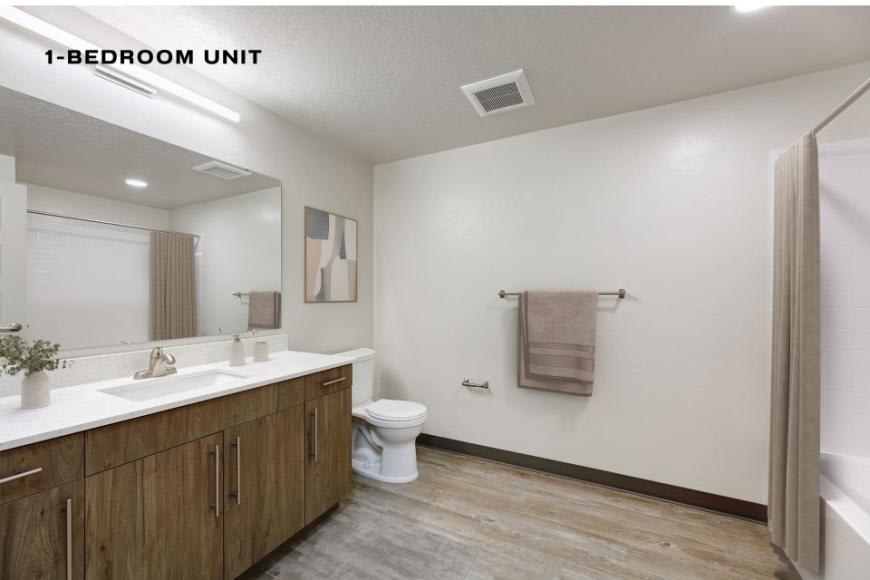 203 E Florida Ave – photo 2