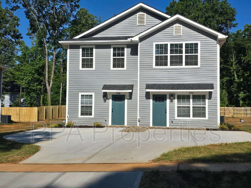 402 Giles St – photo 3