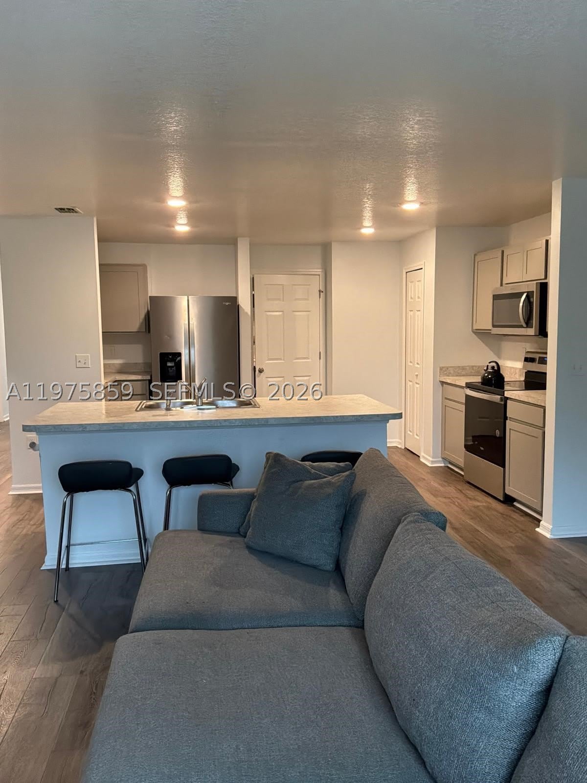 2180 SW Cameo Blvd – photo 5