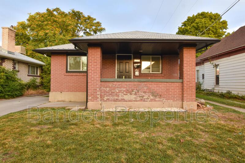 1955 S West Temple – photo 2